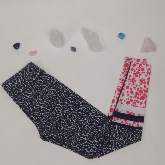 Lilybod Pants - Lilybod Print Leggings Black Red White Small S